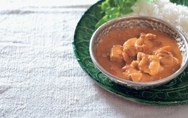 ほぼ10分で作れる！市販のルウで世界のカレー レシピ3選