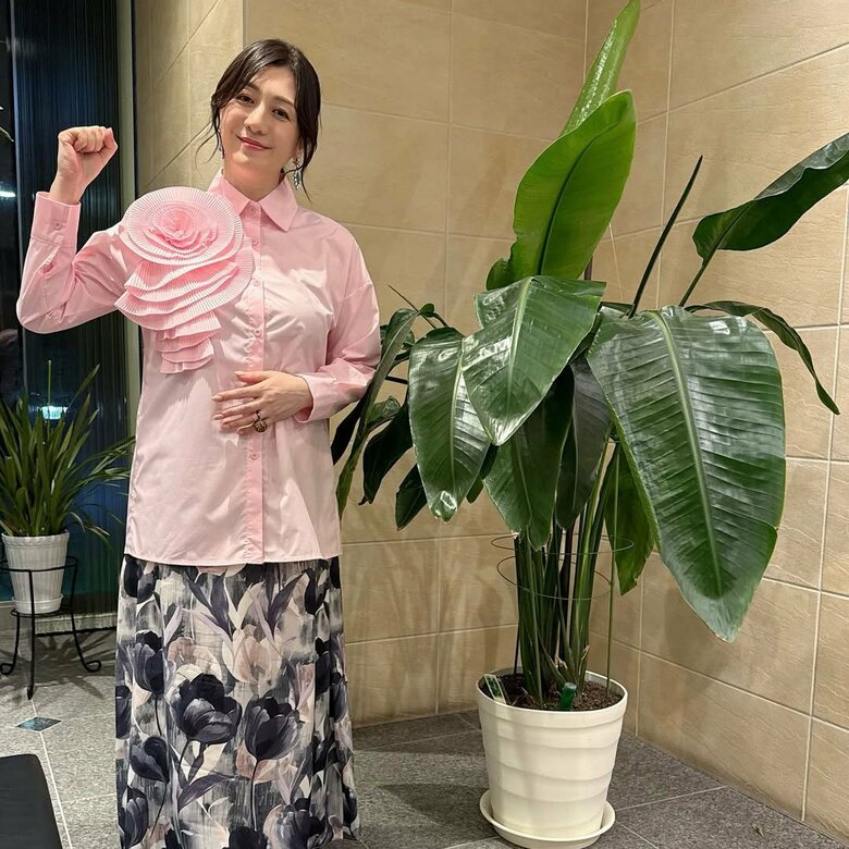 花模様のシャツが素敵