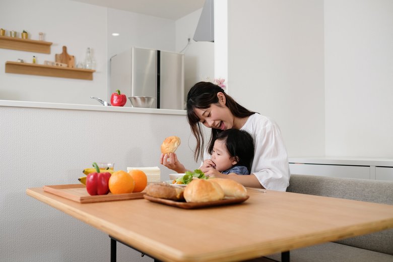 iStock.com/monzenmachi