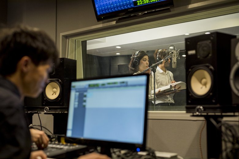 「新世紀エヴァンゲリオン」で演じた葛城ミサト役は、放送開始当時27歳だった三石さんの実年齢よりも２歳年上の役（写真はイメージ／PIXTA）