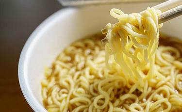 カップヌードルの極上アレンジにダイアン・津田さんも絶賛！