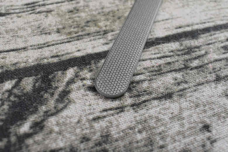 ダイソーのおすすめ商品「丈夫で長もち爪やすり」の実物画像