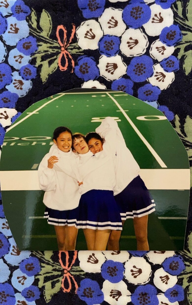 チアリーディングをしていたアメリカ時代の近藤さん（左）