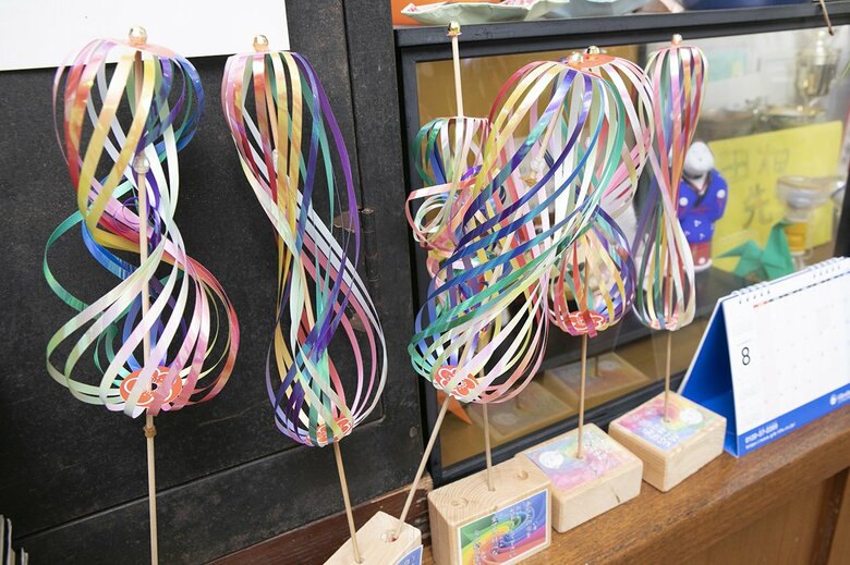 校長室にはボードゲームや昔ながらの遊び道具が取り揃えられている