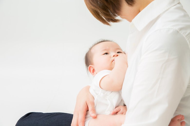 赤ちゃんと母親