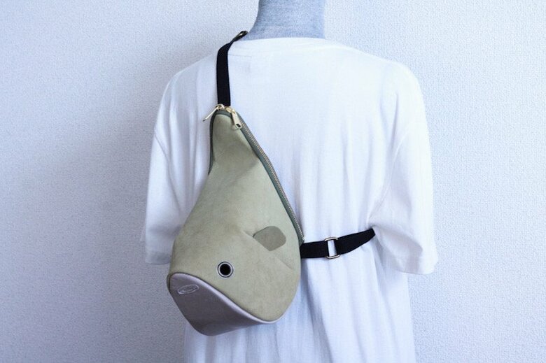 ふぐボディバッグ