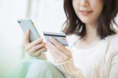 抑制された状況での〝爆買い〟を防止！「自制心」を強く保つ心理的方法