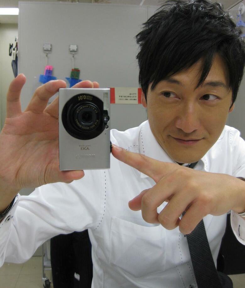 NHK時代からつねにカメラを持ち歩き現場に急行。みずから撮影し放送にも出していた