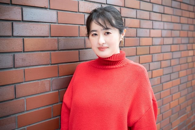 『らんたん』の著者である、作家の柚木麻子さん（撮影／稲垣純也）