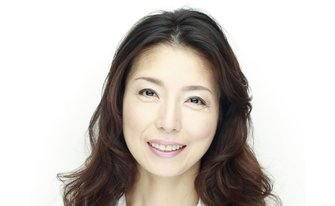 高橋ひとみ