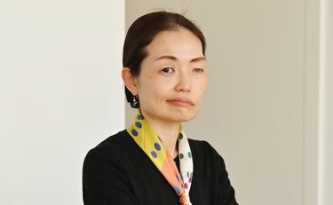 23歳で顔面麻痺・左目失明「当時は鏡を見られなかった」女性を変えた子どもの素直な「なんで？」
