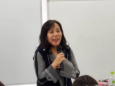 ブランド品を買い漁る「買い物依存症」2児の母「自分を責めるのをやめたら立ち直れた」