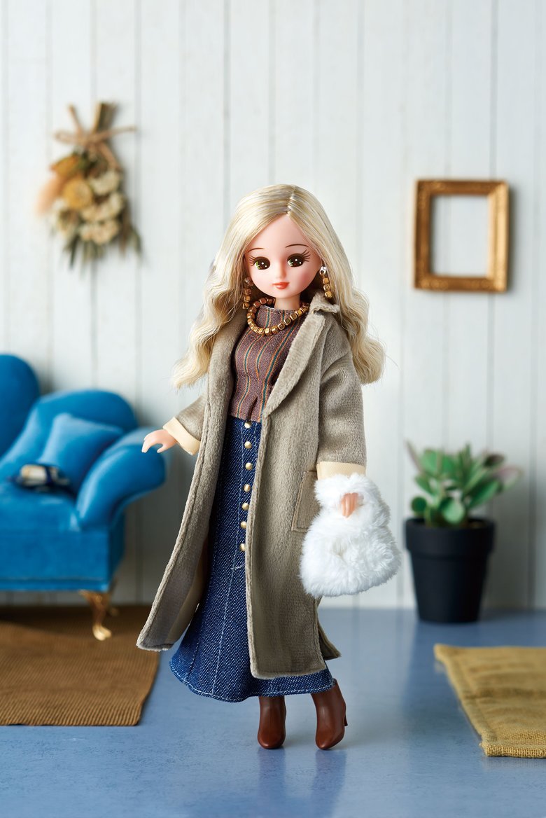 大人向けドールシリーズ「LiccA Stylish Doll Collections」。かわいらしく、洗練された雰囲気のリカちゃんが大人をふんわりと癒やす