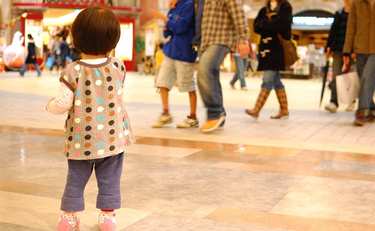 小さな子どもが迷子に…最悪の事態を防ぐため親がすべきことは