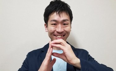 《10万円盗んだのは父だった》学費未納で退学危機…年50万円貯めるポイ活芸人の原点は「反面教師」だった