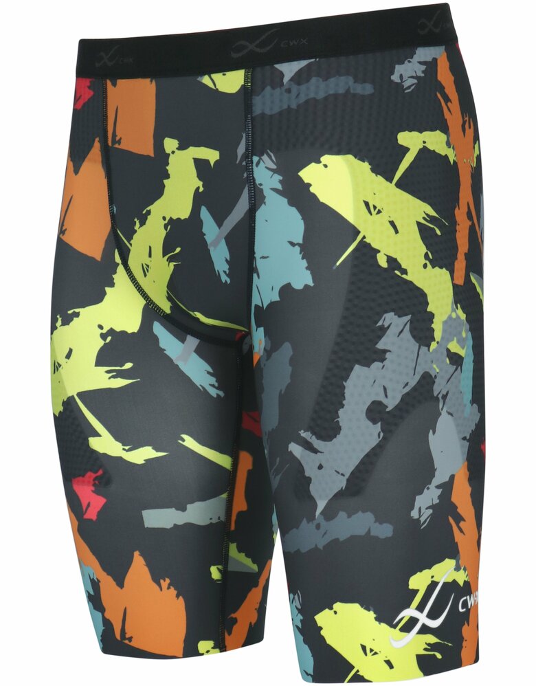 大谷選手に商品提供して以来使用していた、ボディバランスアップタイツの5分丈として商品化。骨盤を前後左右からサポートして股関節の安定が期待できる商品で、体を資本とする職業の方や家事にもおすすめ。