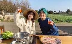 「紗栄子さんはいい男の条件を全部満たす」青髪のマネージャーが語る上司としての姿