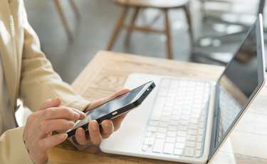 コロナで急増オンライン飲み会は4人が限度!?「リアクション芸も大事！」