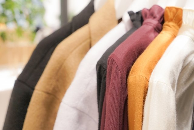 ベイクドカラーのアウターの画像