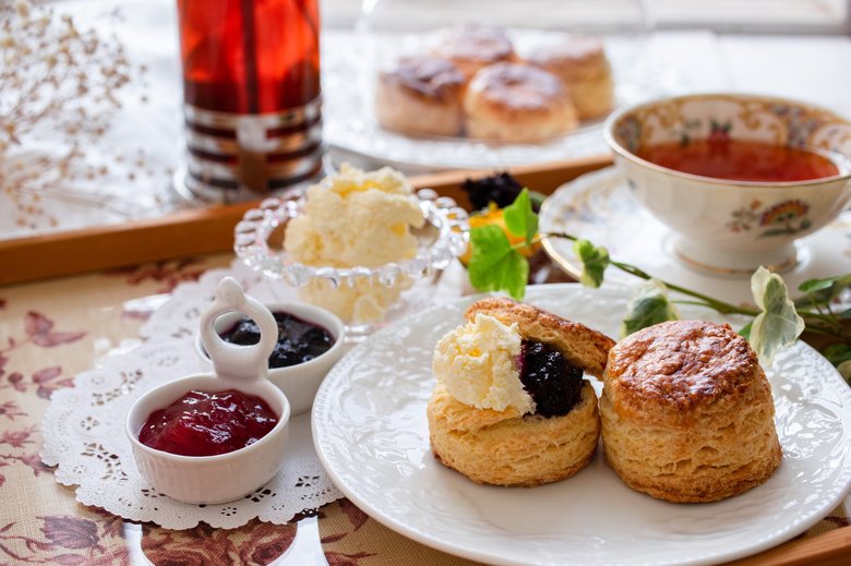 スコーンとクロテッドクリーム