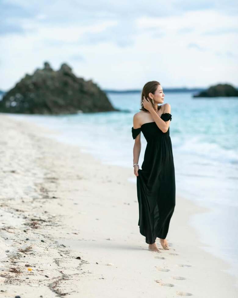 ヨガで鍛えた美しいスタイルが映える