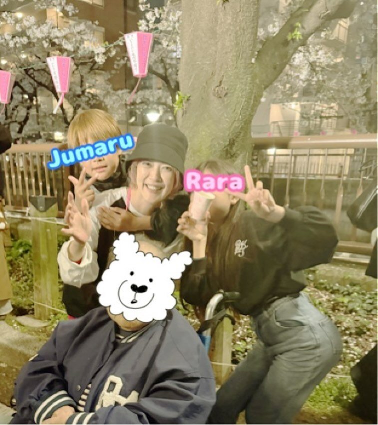 お花見に来たとき。息子と娘と母