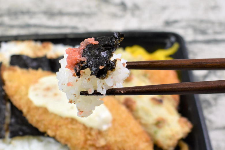 ファミマのおすすめランチ「明太海苔弁当」の実物画像