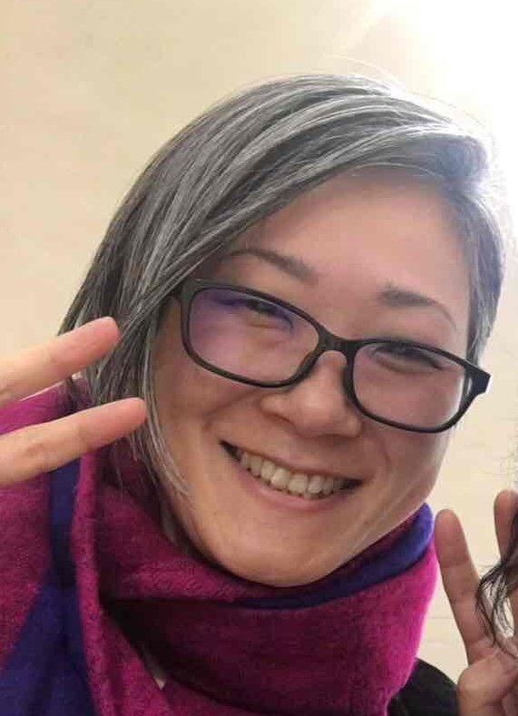 10か月間伸ばし続けてグレイヘアに