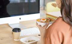 盗み見しておいて「ごはんそれだけ？」って言う気持ちどこから？