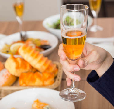 卒乳した妻の飲酒を拒む夫の理由があまりに残念