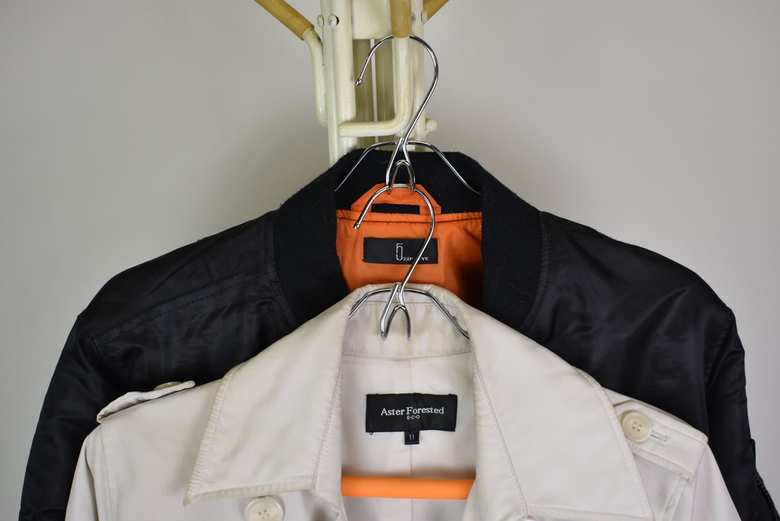 ダイソーおすすめ収納「スベリ止めピンチ付ハンガー」を実際に使用した画像