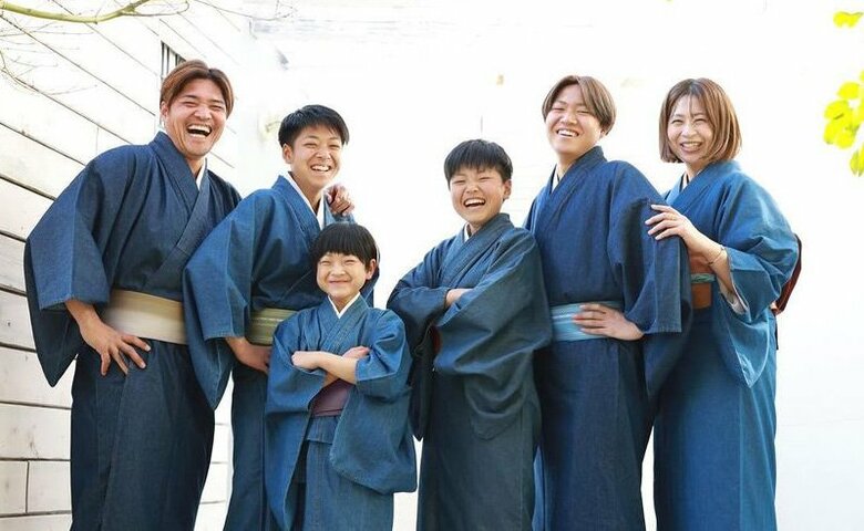 みんないい笑顔！大久保家の家族写真