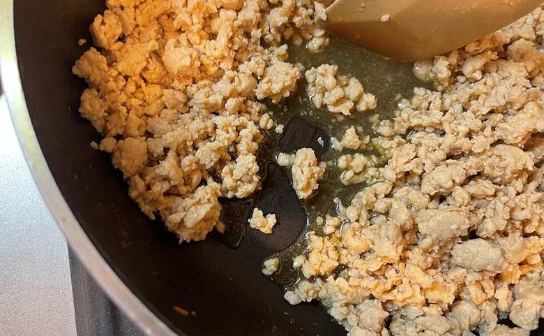 鍋底の煮汁がこの程度まで少なくなっていればOK　