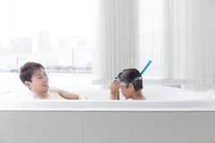 育児の「お風呂担当」なぜ夫婦でモメるのか