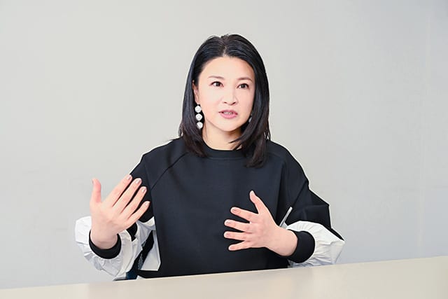 面白いことなんて何もないと言いつつ、どこか楽しそうな島崎さん