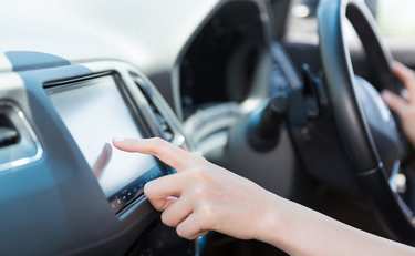 退勤時の「車に乗せて」にイラつく私は心が狭いのか？