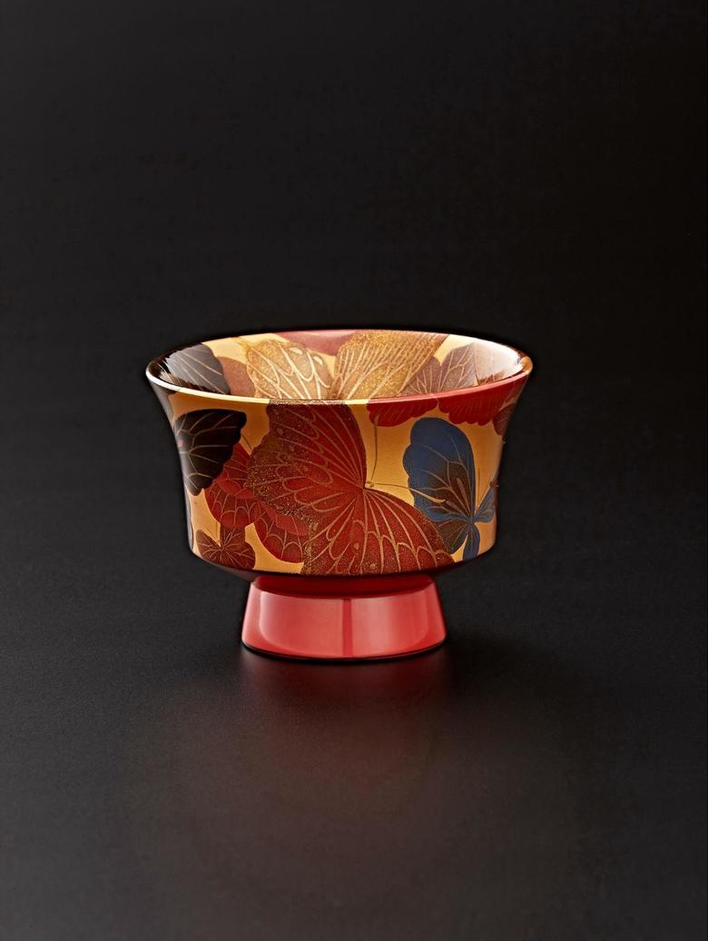 いつまでも眺めていたくなるような美しさと力強さがある小西さんの作品