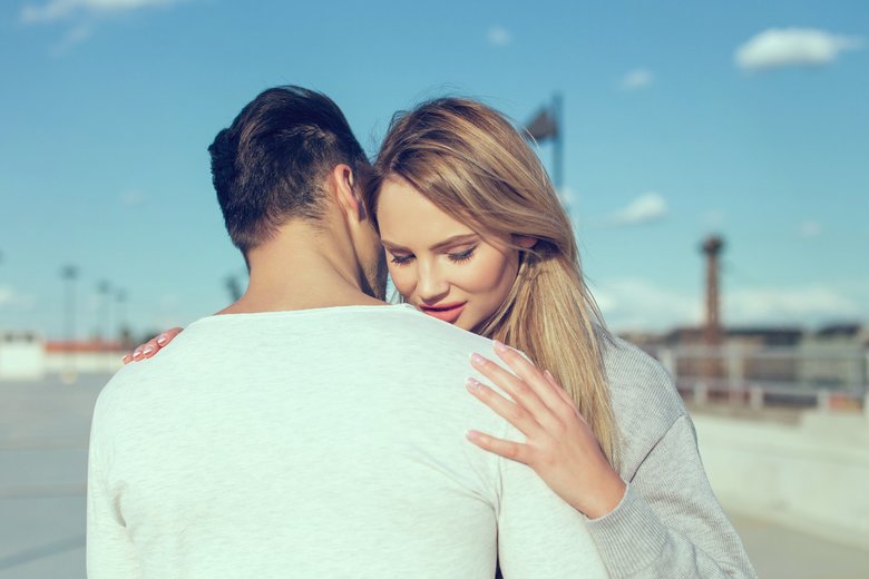 iStock.com/sakkmesterke　※画像はモデルを起用したイメージです