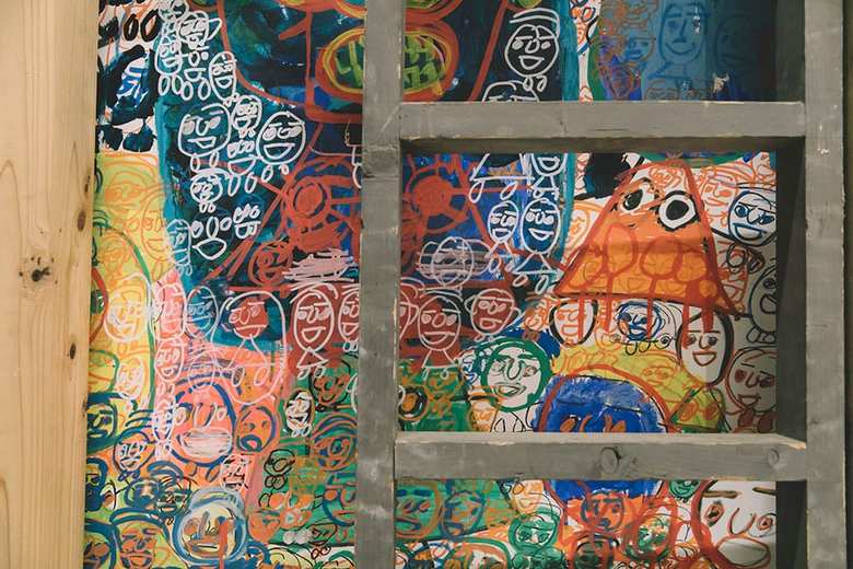 茨城県の自然生クラブに所属する、木村隆広さんの作品「顔」（提供：ヘラルボニー）