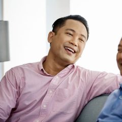 フォローどころか追い討ち…義実家で「嫁の失態」を茶化す夫が許せない!!