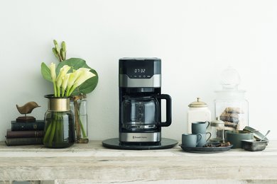 コーヒーメーカー Russell Hobbs 即発送します。 コーヒー コーヒーメーカー Russell Hobbs 即発送します。 コーヒー