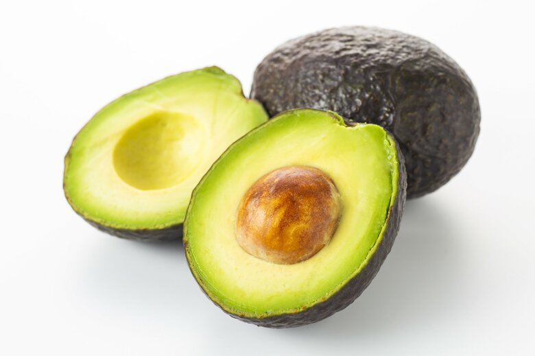 塩分の吸収を防ぎ、排出を促す身近な食べ物5（アボカド）