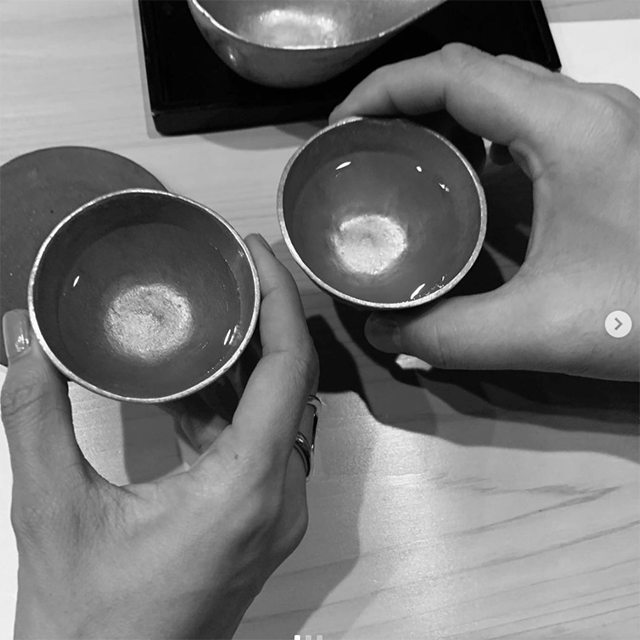 久しぶりの夫婦の時間も話題は子どものことばかり（安田さんのインスタグラムより）