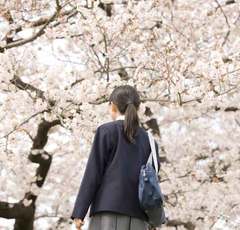 同じ高校なのに姉妹で制服が別々… 1年しか着ていない制服を買い替えるべき!?