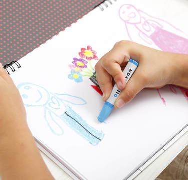 下手なのに子供から「絵を描いて」世の親はこの試練をどう切り抜けてる!?