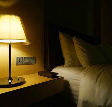 猛威をふるう“夜間熱中症”って!? 正しいエアコンと扇風機の使い方