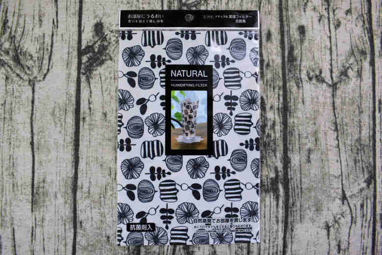 セリアのおすすめ商品「ナチュラル加湿フィルター 北欧風」のパッケージ画像2