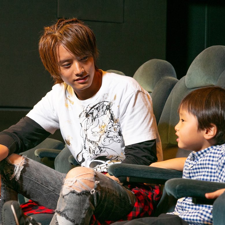 ▲番組内ではプロテイン好きとして有名な万丈だが、赤楚さん自身に好き嫌いはあるのか！？