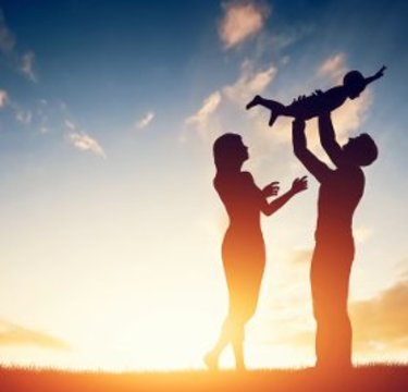 子育てに専念したいのに｢仕事を続けて｣と言う夫は理不尽なのか？