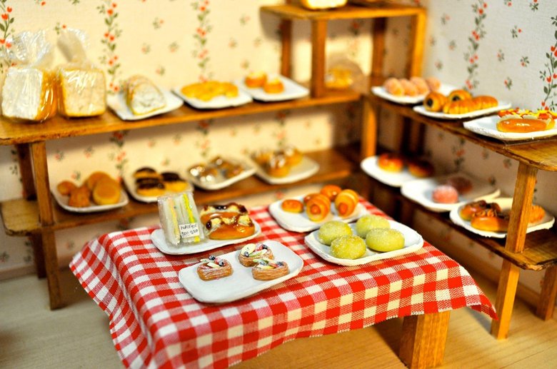 岡田さんのねんど作品。温かみにあふれています